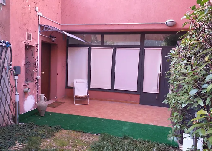 Bed & Breakfast Casa Emilia *